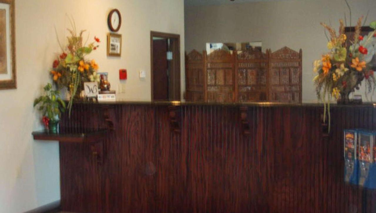 Western Motel Inn And Suites Hazelhurst Hazlehurst Bagian luar foto