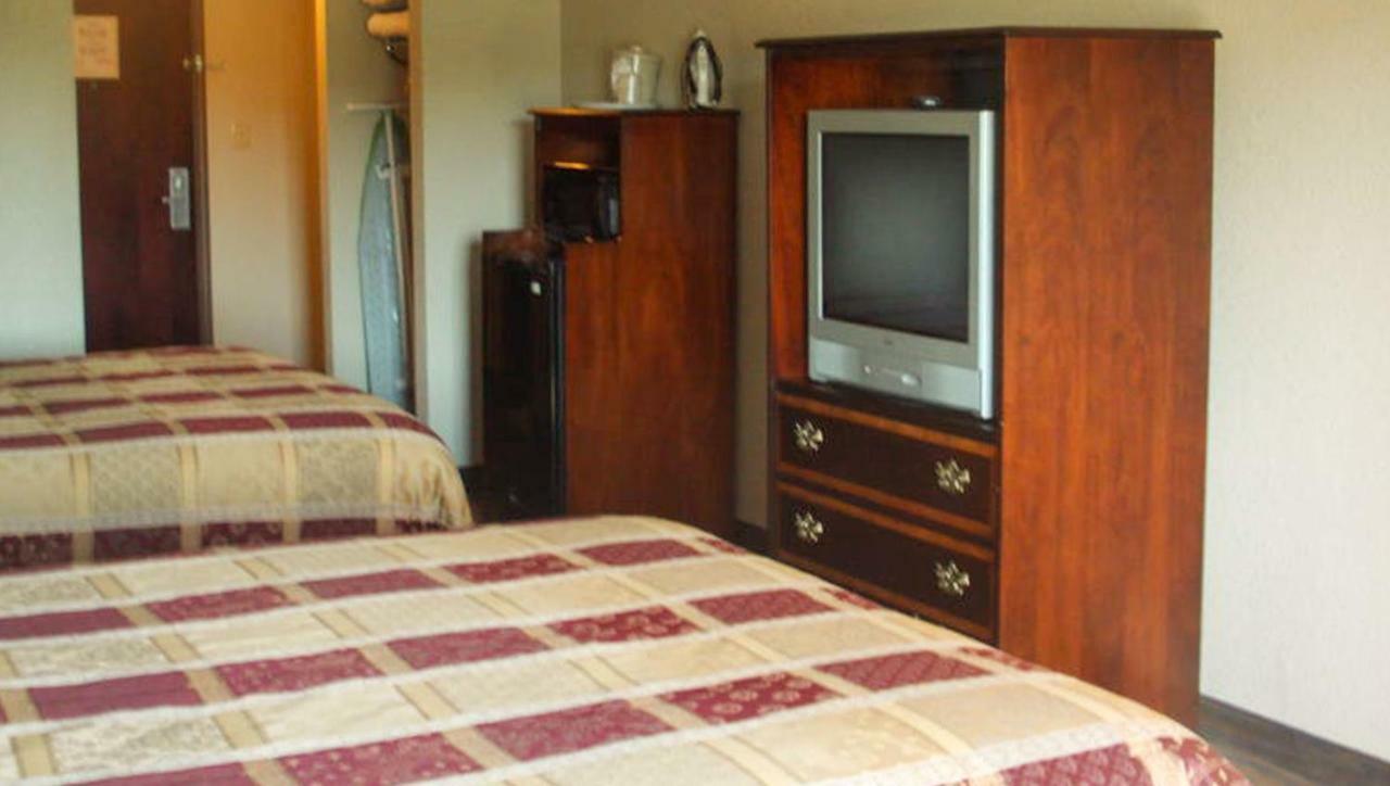 Western Motel Inn And Suites Hazelhurst Hazlehurst Bagian luar foto